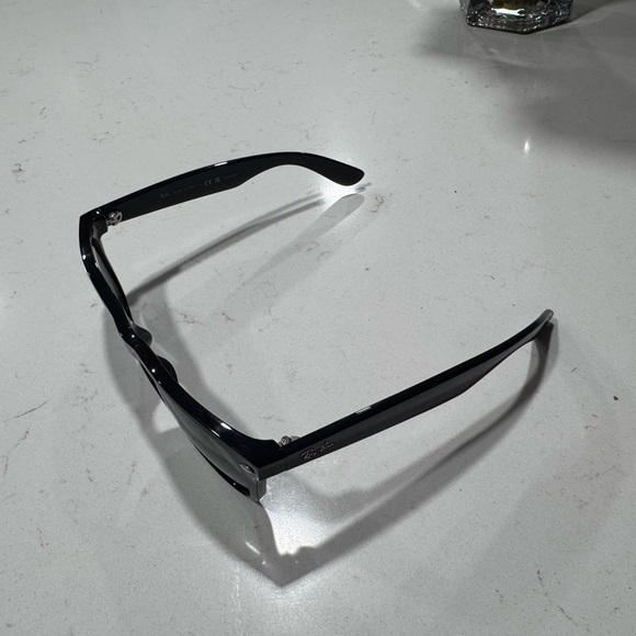 Ray-Ban new wayfarer - Picture 3 of 8